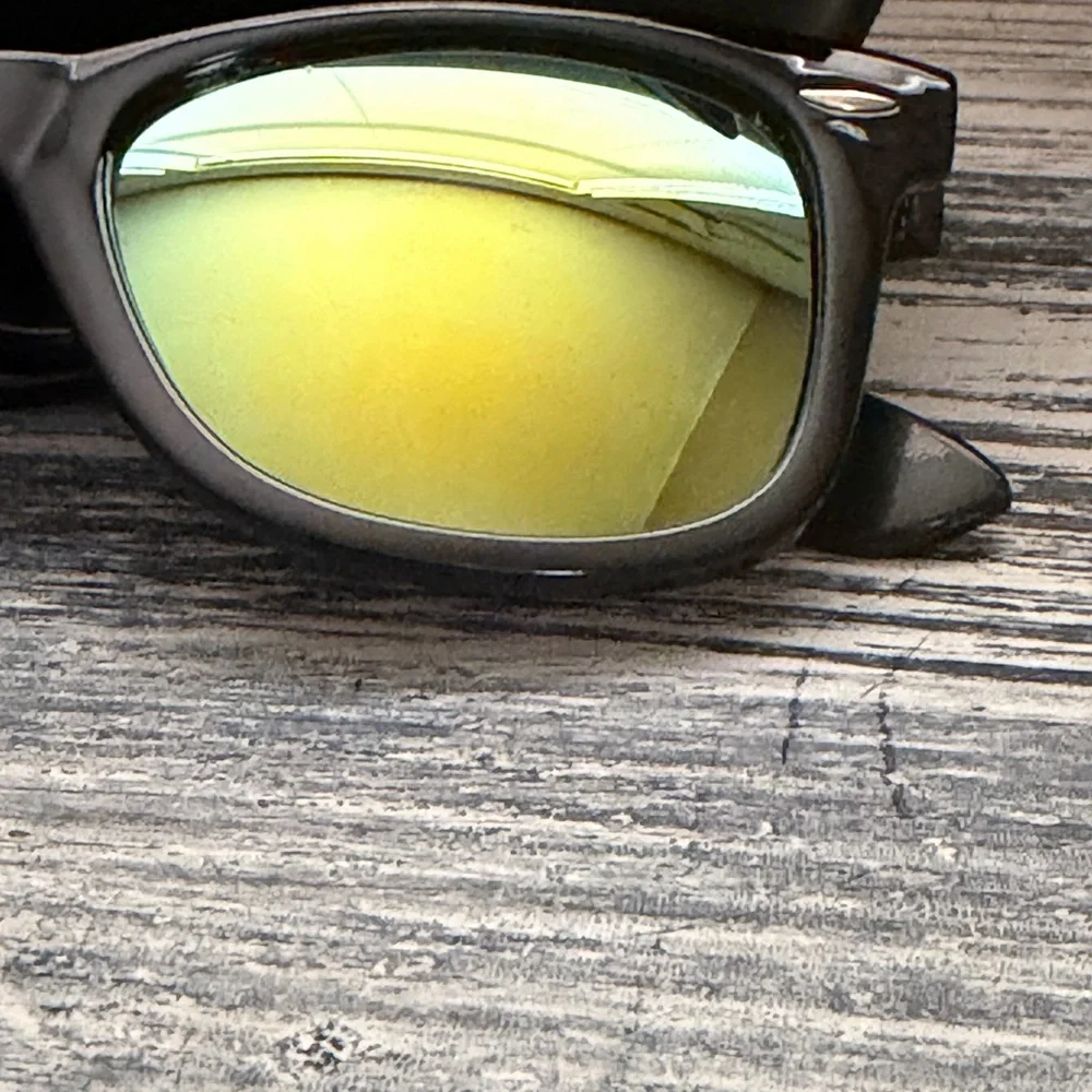 Ray-Ban sunglasses‎ and case